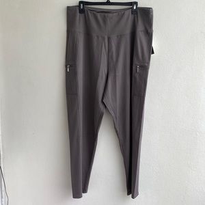 Tahari Sport High-Waist Cargo Pockets Leggings